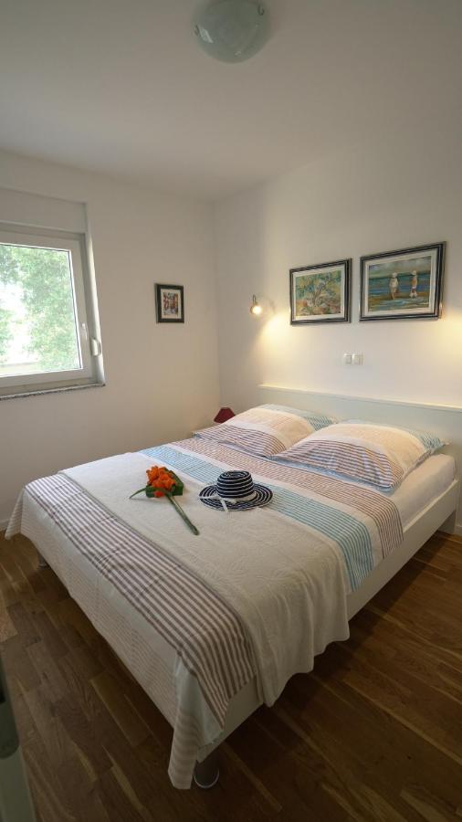 Apartment Lea Нін Екстер'єр фото
